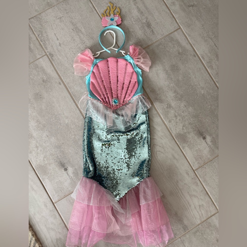 Gillian’s closet mermaid dress